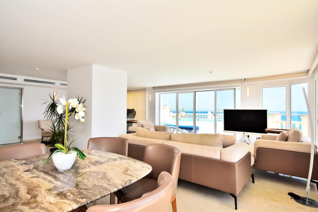 Atico Suite Ola Blanca กาลา เด ฟีเนสตรัต ภายนอก รูปภาพ