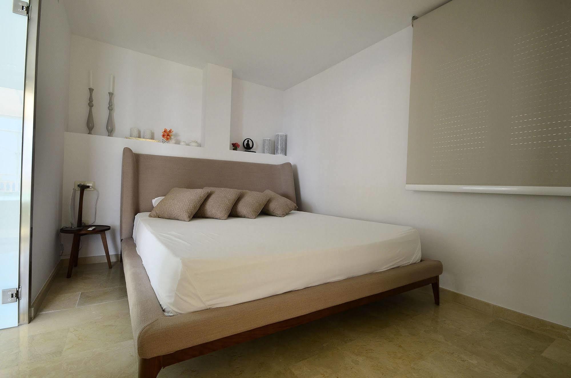 Atico Suite Ola Blanca กาลา เด ฟีเนสตรัต ภายนอก รูปภาพ