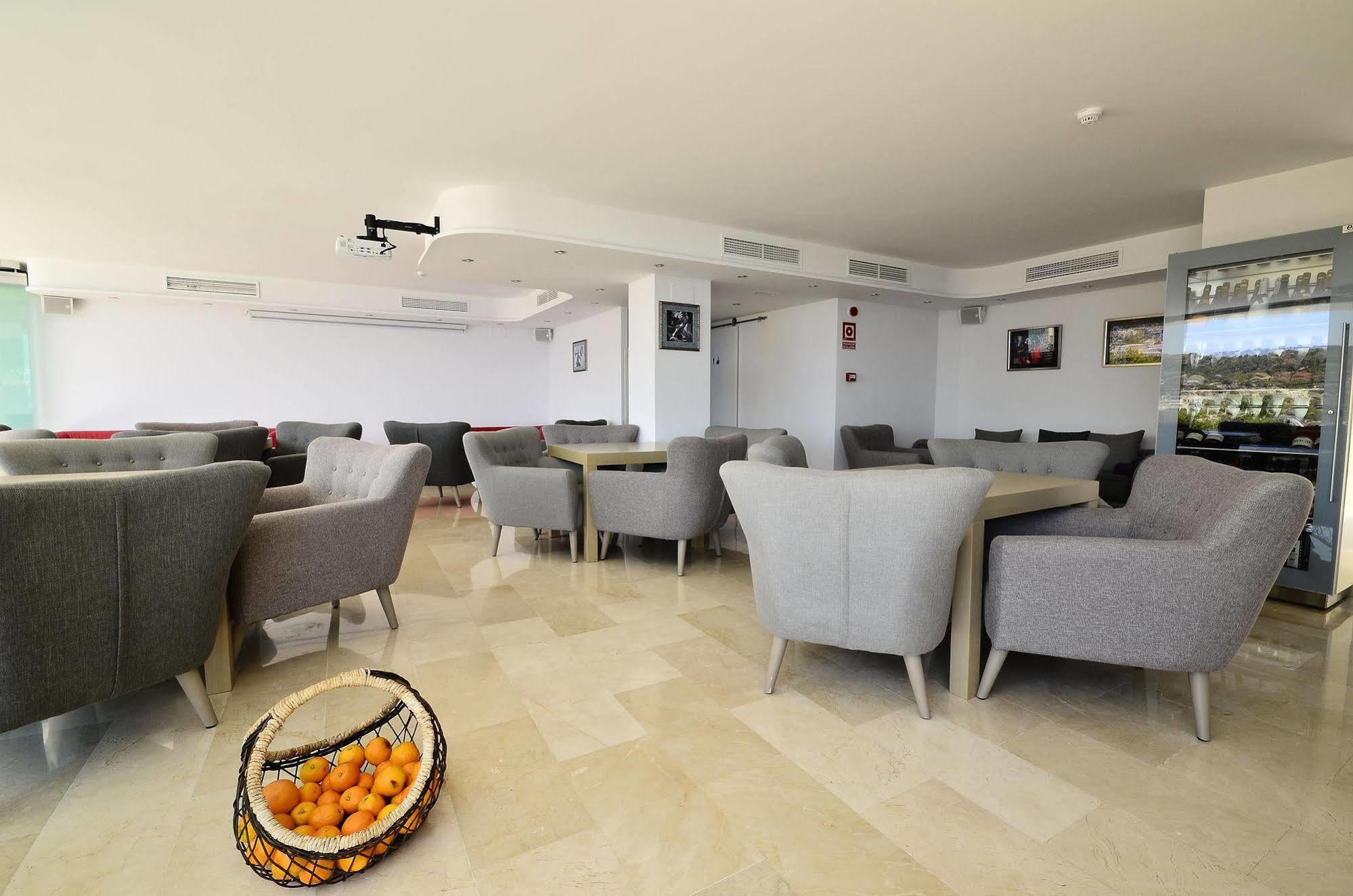 Atico Suite Ola Blanca กาลา เด ฟีเนสตรัต ภายนอก รูปภาพ