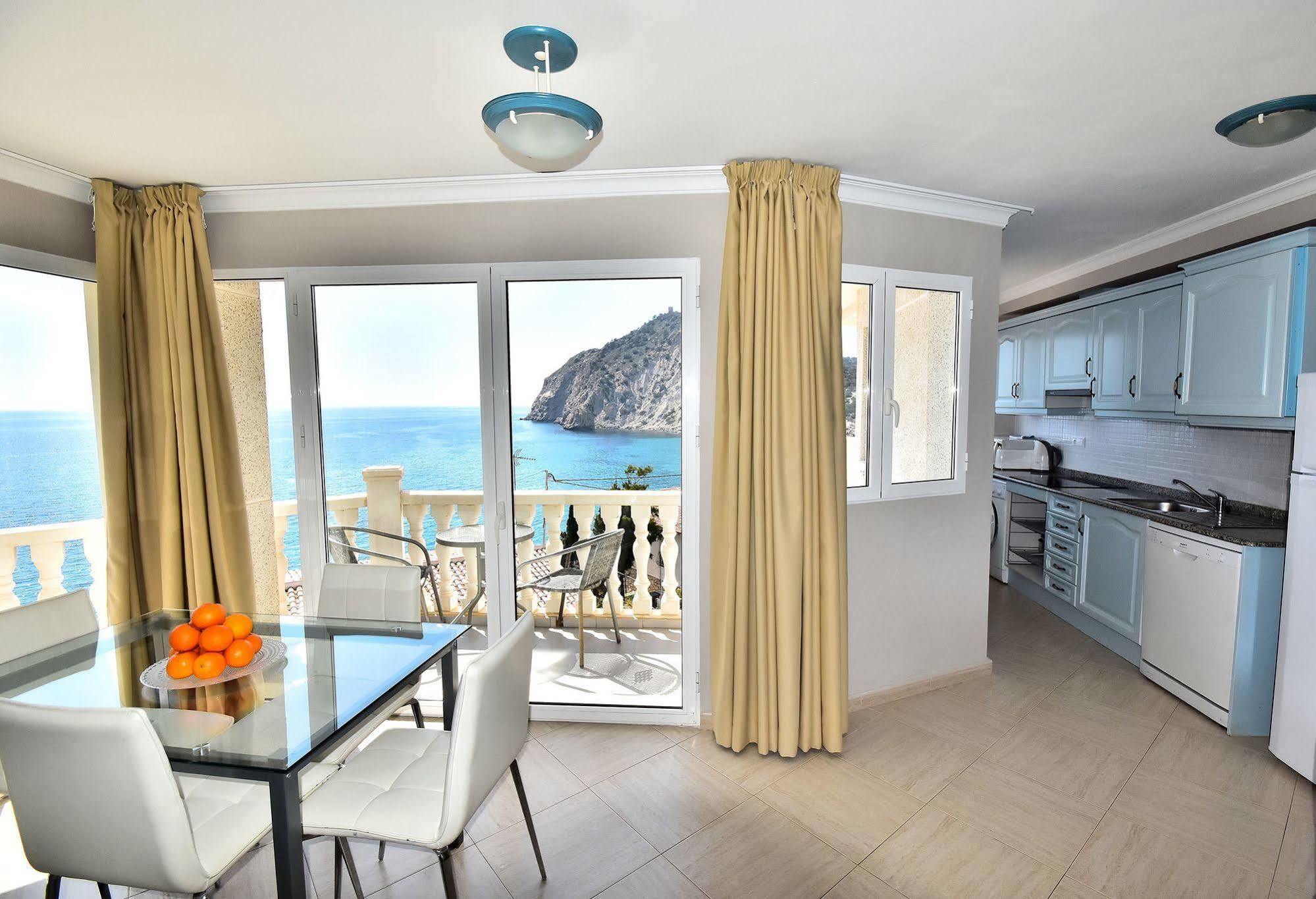 Atico Suite Ola Blanca กาลา เด ฟีเนสตรัต ภายนอก รูปภาพ