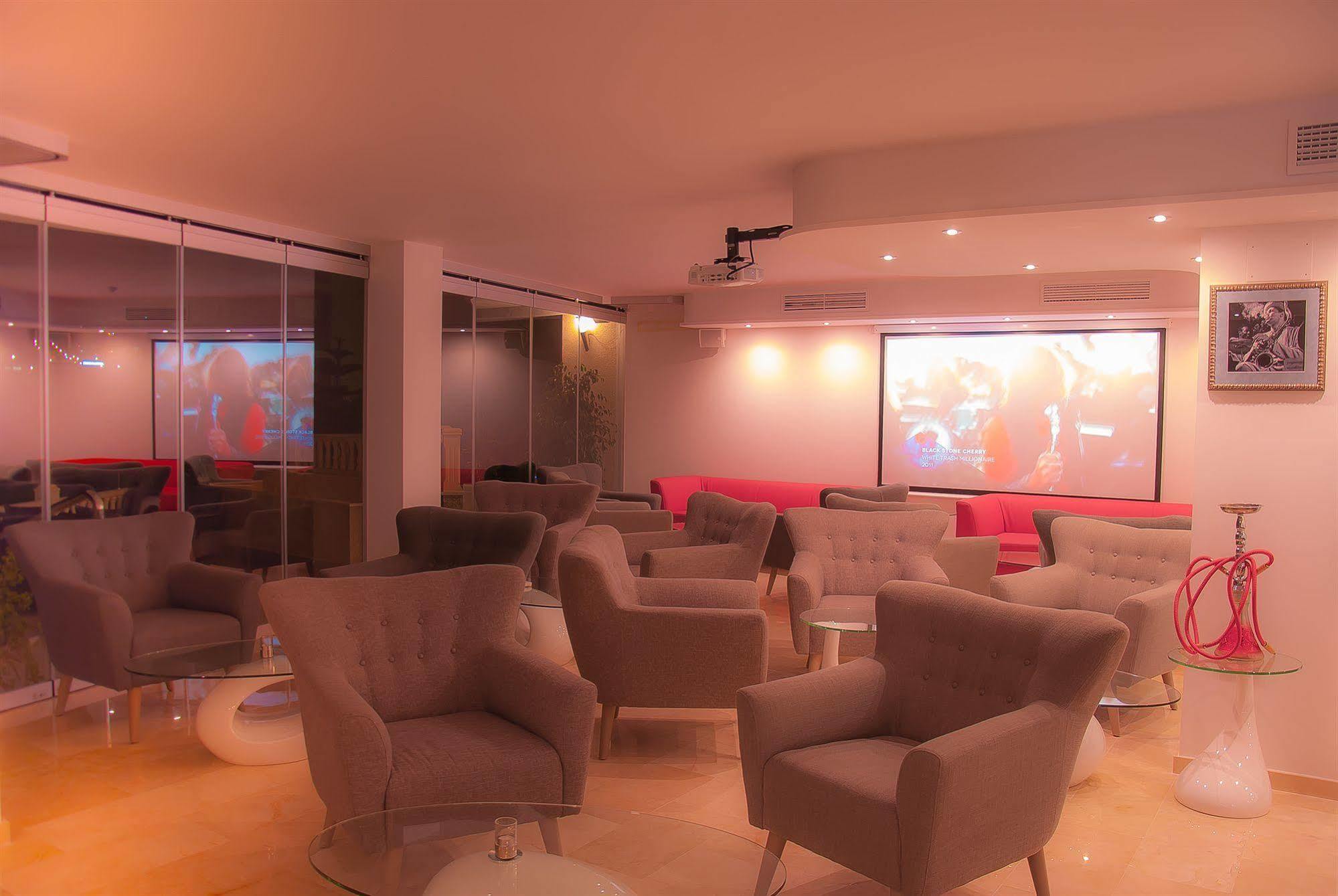 Atico Suite Ola Blanca กาลา เด ฟีเนสตรัต ภายนอก รูปภาพ