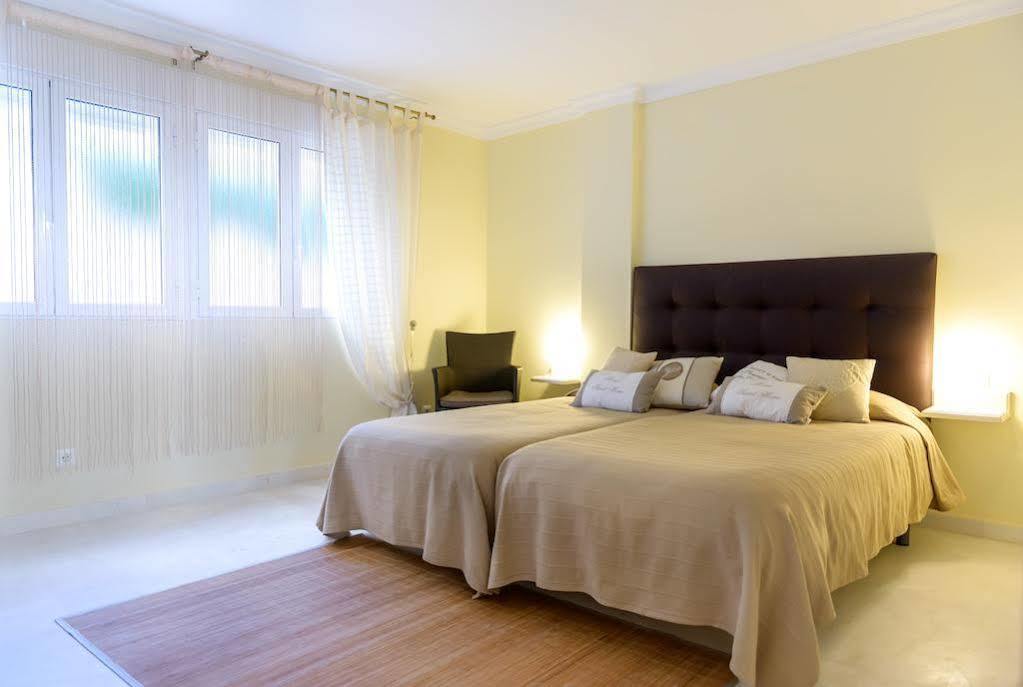 Atico Suite Ola Blanca กาลา เด ฟีเนสตรัต ภายนอก รูปภาพ